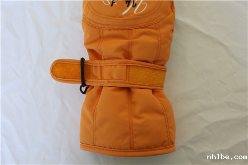 济宁滑雪山手套厂